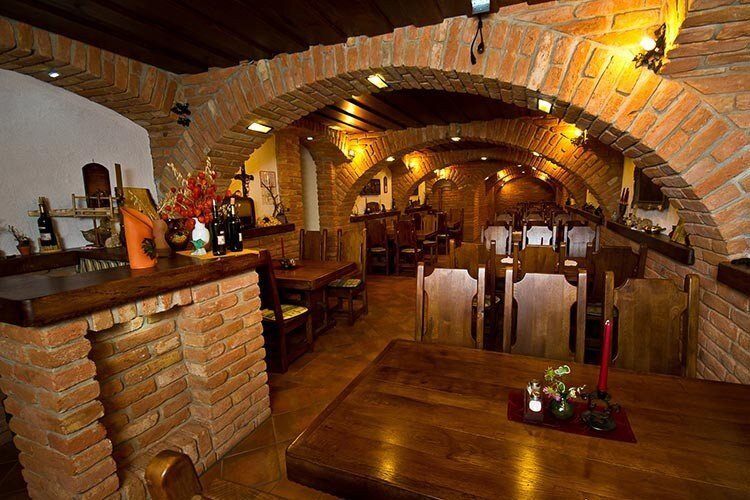 Pri Lujzi restaurant and wine tasting