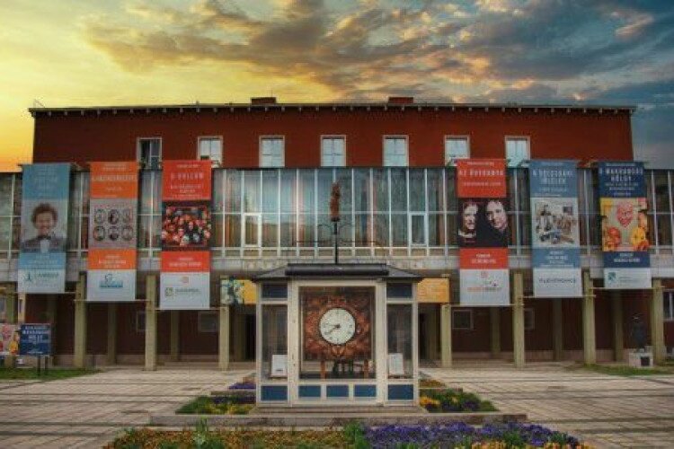 Sándor Hevesi Theater